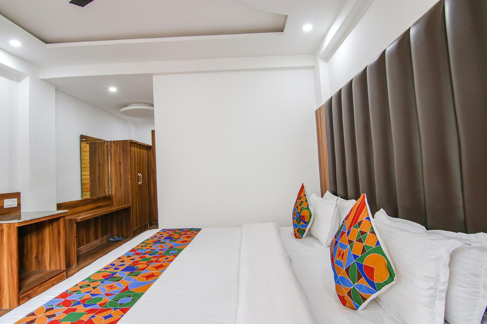 Fabhotel Ayana Inn Dharamshala Buitenkant foto